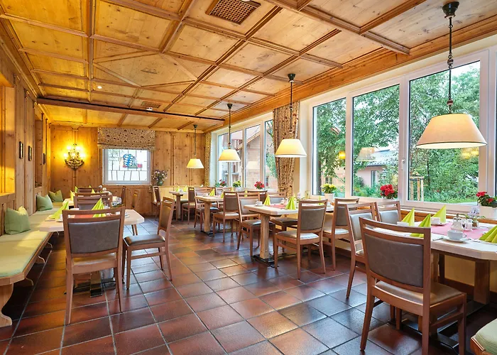 Hotel Akzent Turmwirt 3*
